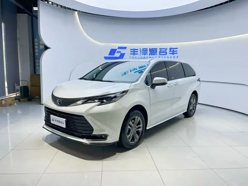 Toyota Sienna 2026