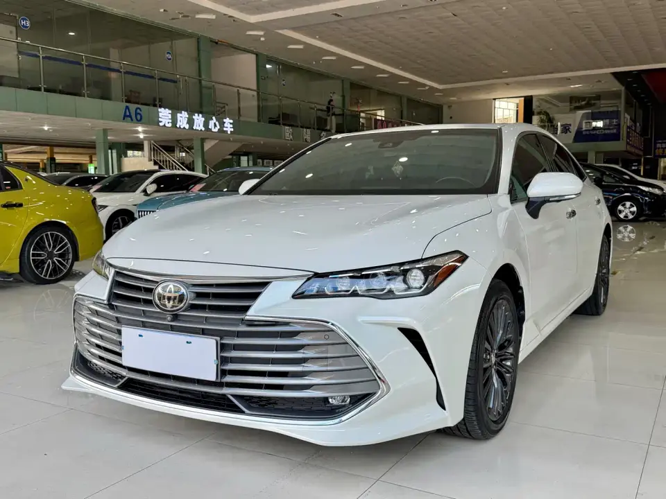 Toyota Avalon 2.0L XLE Premium Edition (China VI) 2020