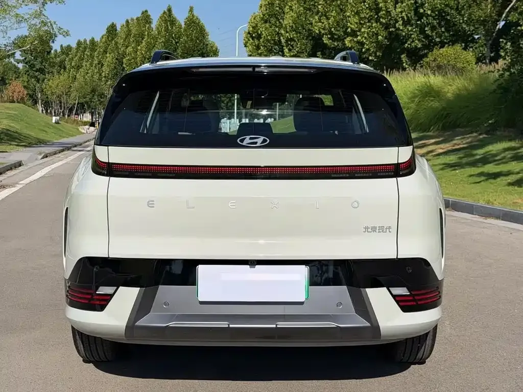 Hyundai ELEXIO Standard Range RWD 2025 — фото 10