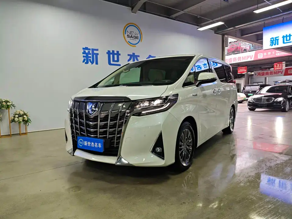 Toyota Alphard Hybrid 2.5L Premium 2022