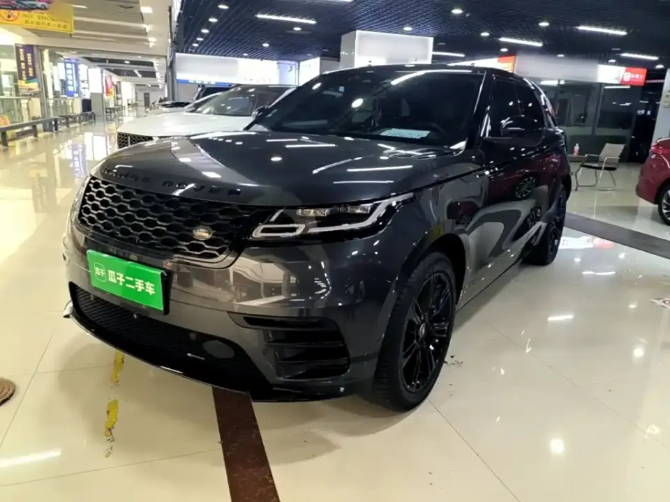 Land Rover Range Rover Velar 250PS Gloss Black Collector's Edition 2023