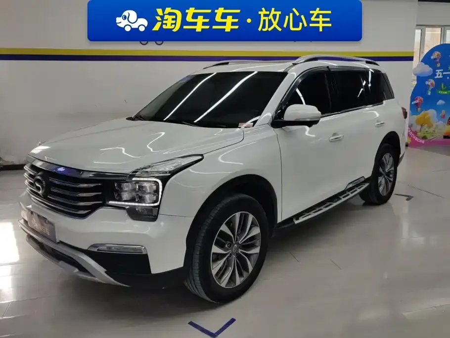 GAC Trumpchi GS8 320T 2WD Luxury Smart Connect (7-seater) 2019