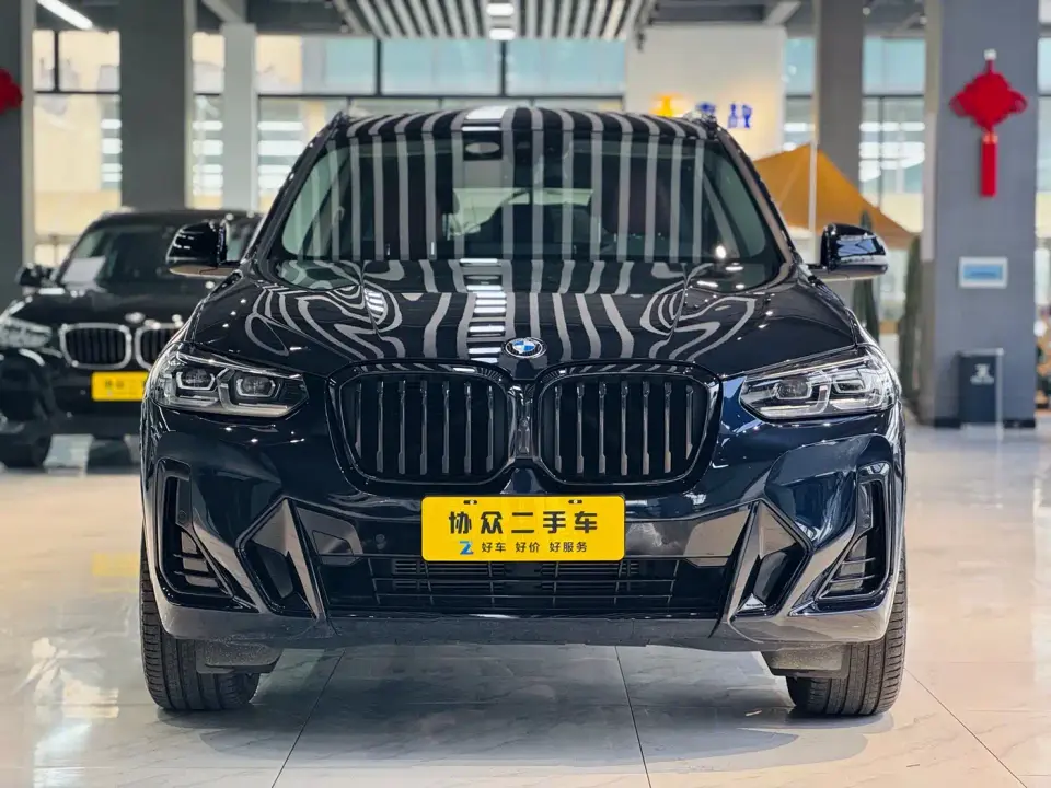 BMW X3 xDrive30i Leading M Night Package 2024