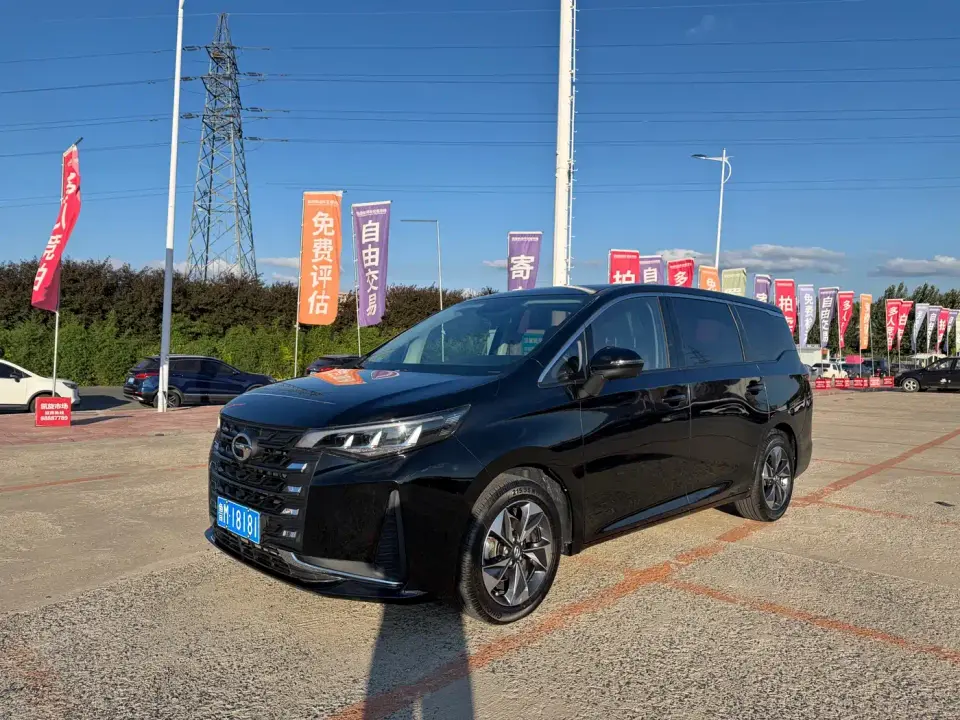 GAC Trumpchi M6 270T DCT Luxury Edition (7-Seater) 2021