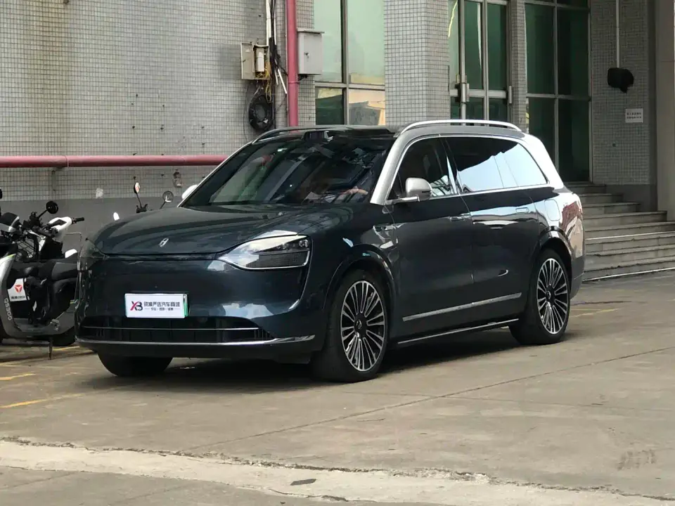 AITO Wenjie AITO M9 Extended Range Ultra 42kWh 6-Seater 2024