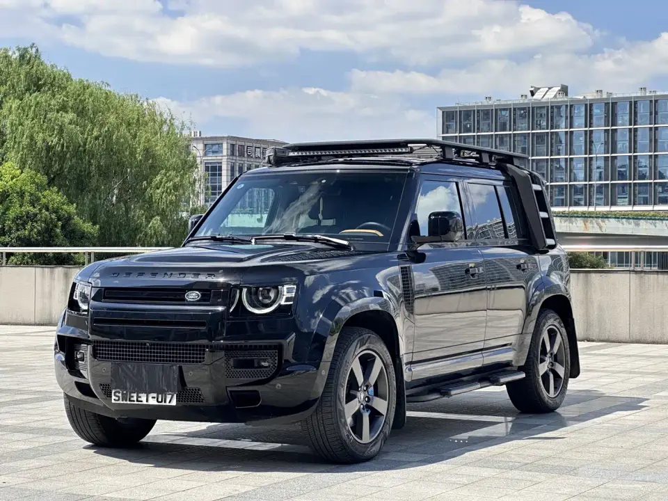 Land Rover Defender 110 3.0T P400 X-DYNAMIC HSE 2024
