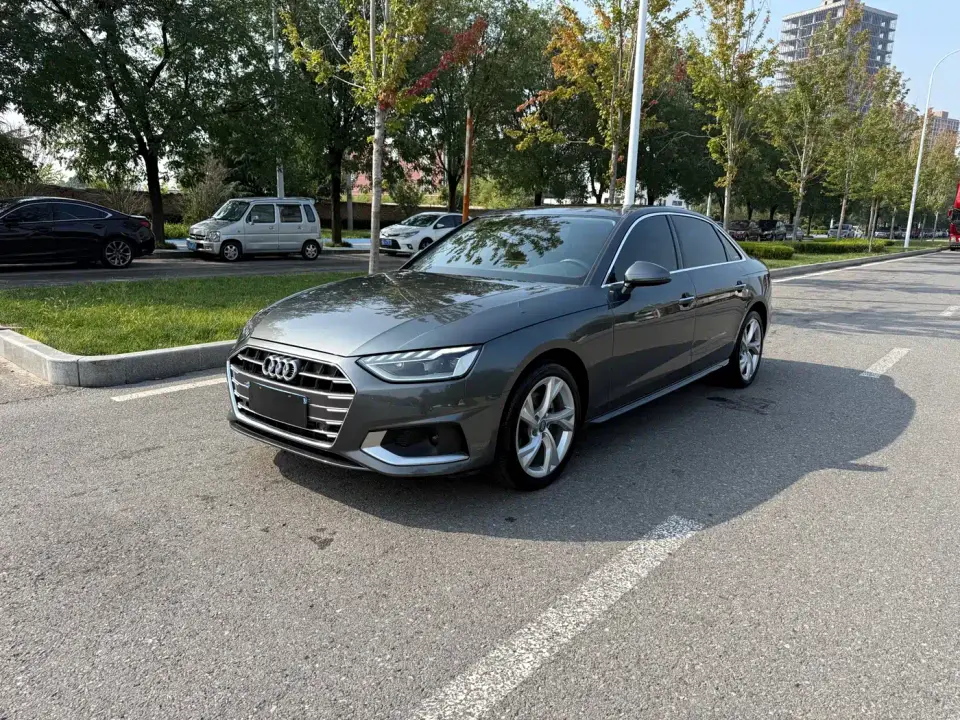 Audi A4L 40 TFSI Luxury Elegance 2021