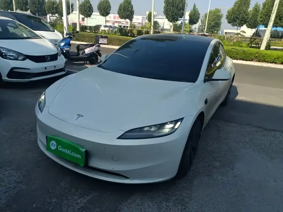 Tesla Model 3 Rear-Wheel Drive 2024