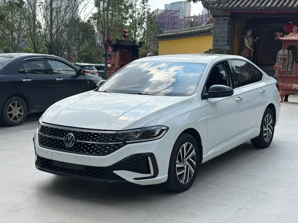 Volkswagen Lavida Model 300TSI DSG Starlight Leading Edition 2023