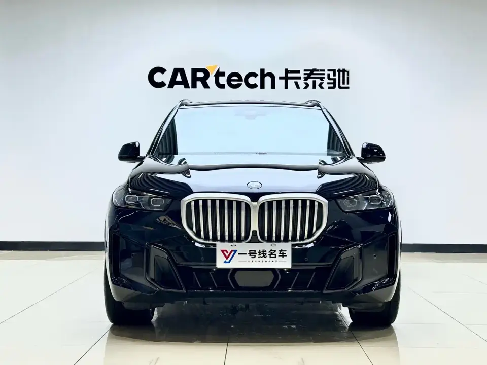 BMW X5 xDrive 40Li M Sport Black Night Package 2024