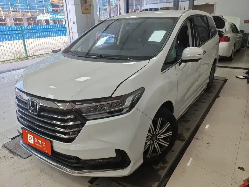 Honda Odyssey 2.0L e:HEV Sharp·Comfort Edition 2024
