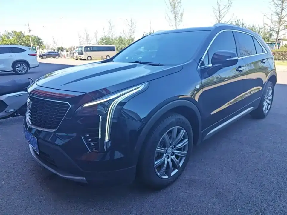 Cadillac XT4 28T FWD Premium Edition 2021