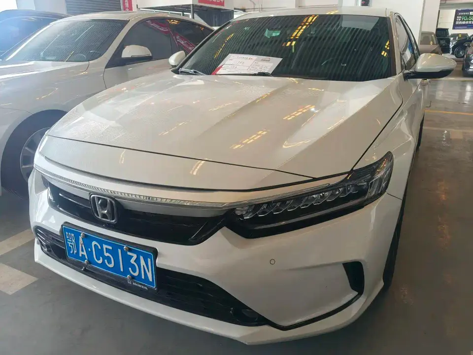 Honda Inspire 260TURBO Deluxe Edition 2022