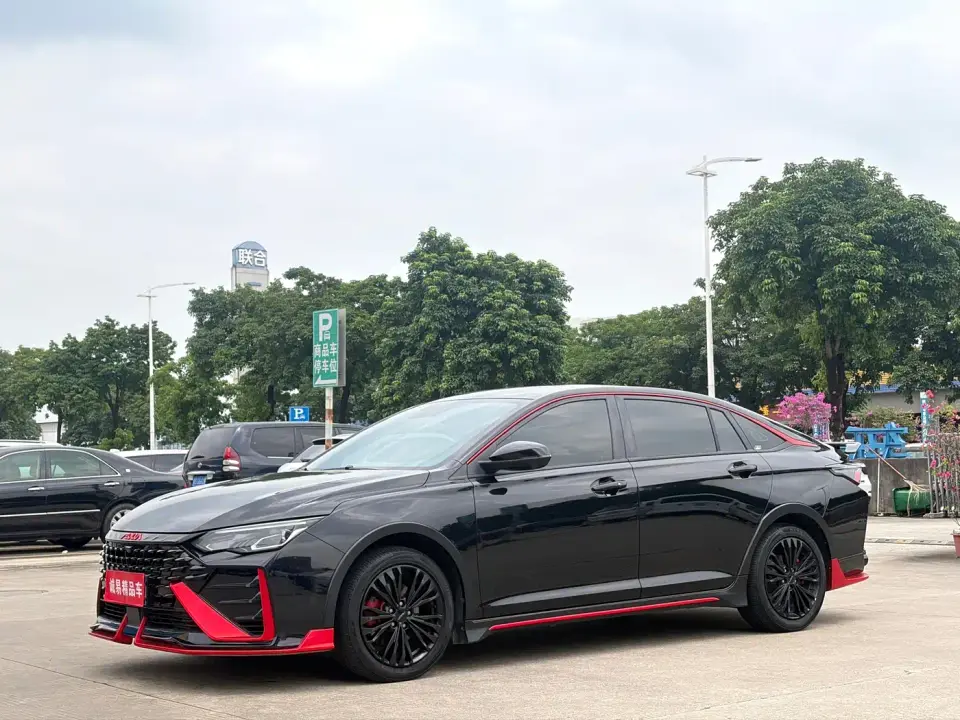 Dongfeng Aeolus Yixuan MAX 1.5T Dark Night Edge 2022
