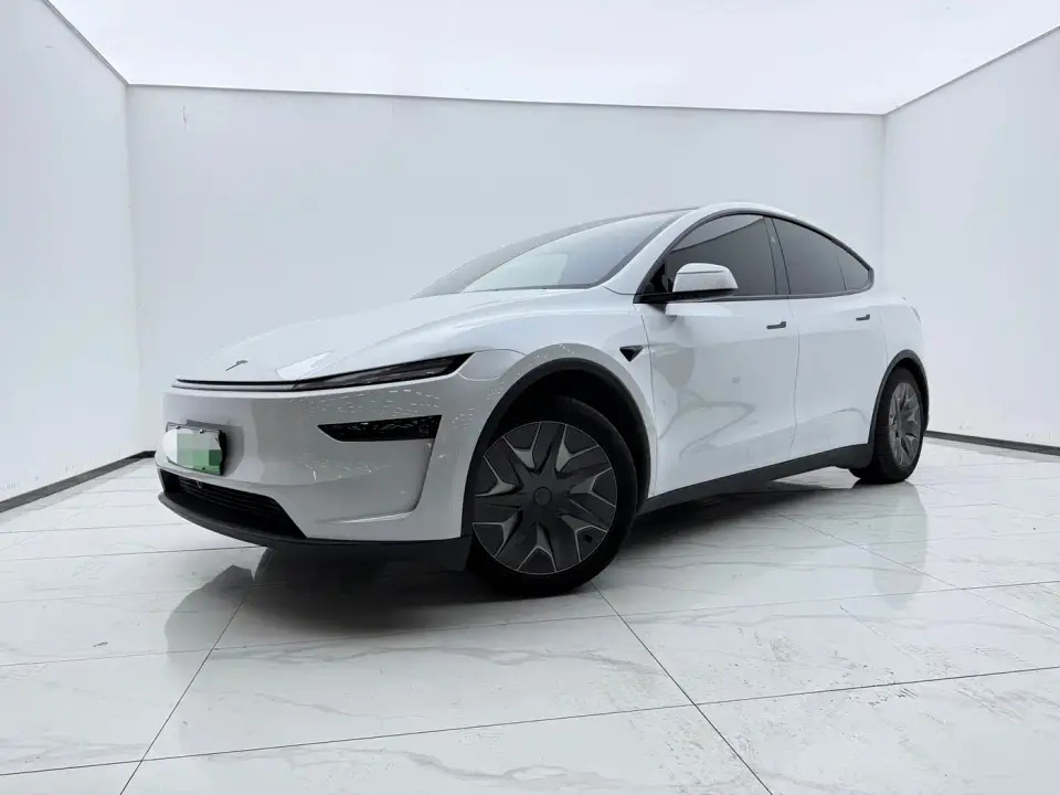 Tesla Model Y L Facelift Long Range AWD 2026