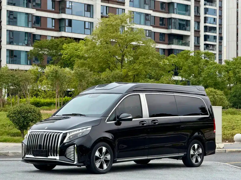 Mercedes-Benz V-Class V 260 L Long Wheelbase Luxury Edition 2024