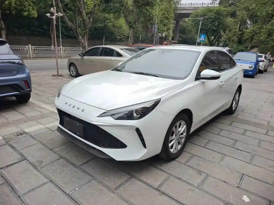 Roewe i5 1.5L CVT Luxury 2025