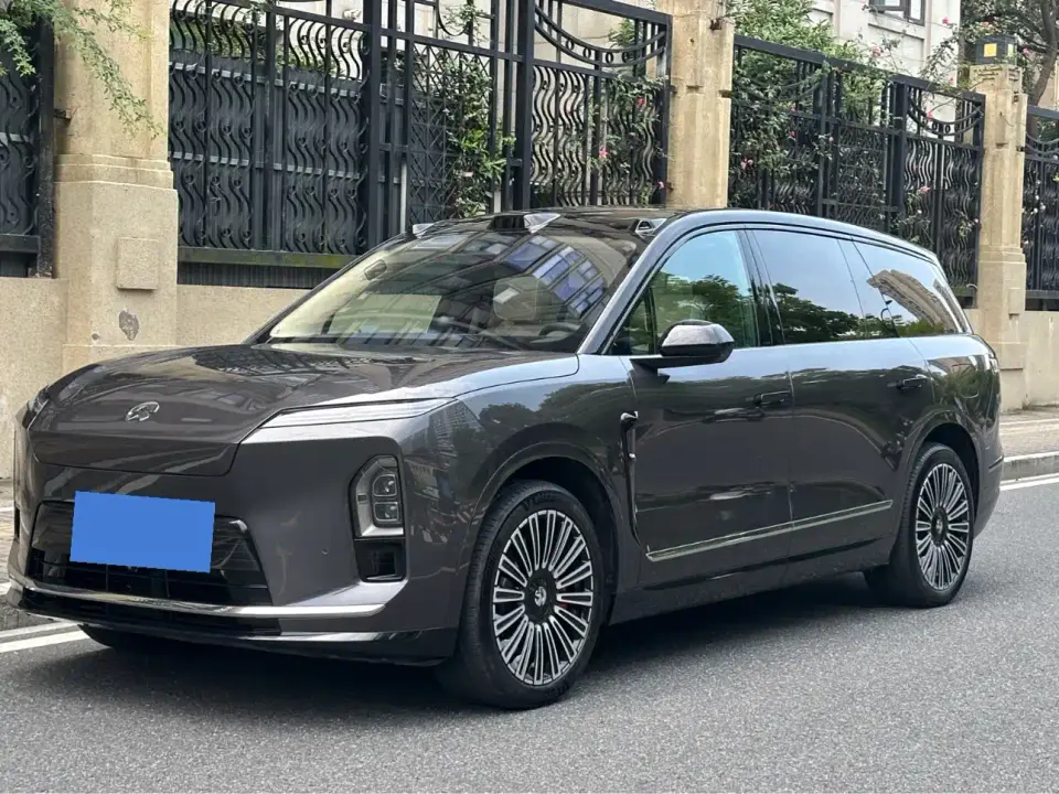 NIO ES8 Model 6-Seat Executive Luxury Edition 2025