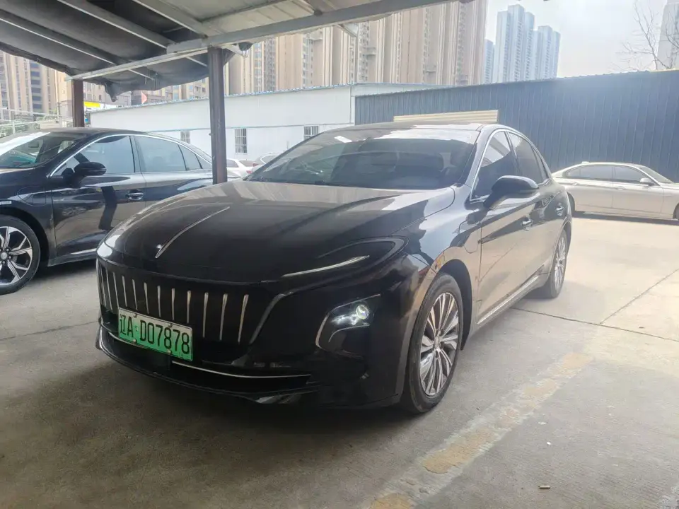Hongqi E-QM5 431km Charging Enjoyment Edition 2023