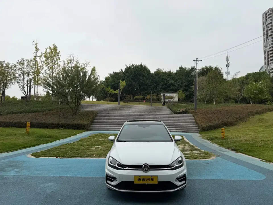 Volkswagen Golf Beloved Edition 280TSI DSG R-Line 2020