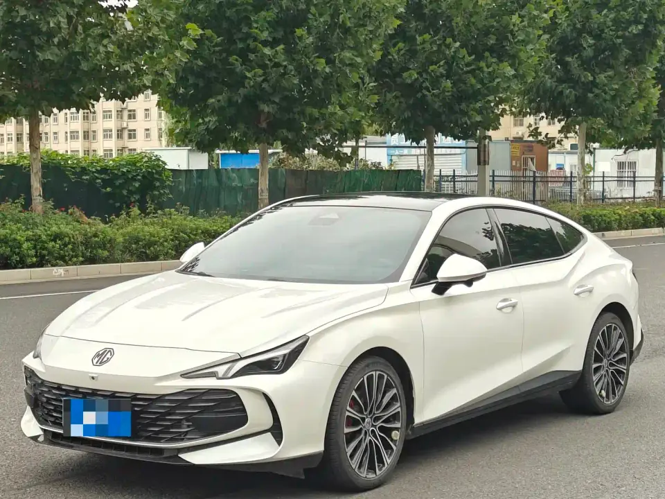 MG MG7 2.0T 405 AT Luxury Edition 2025