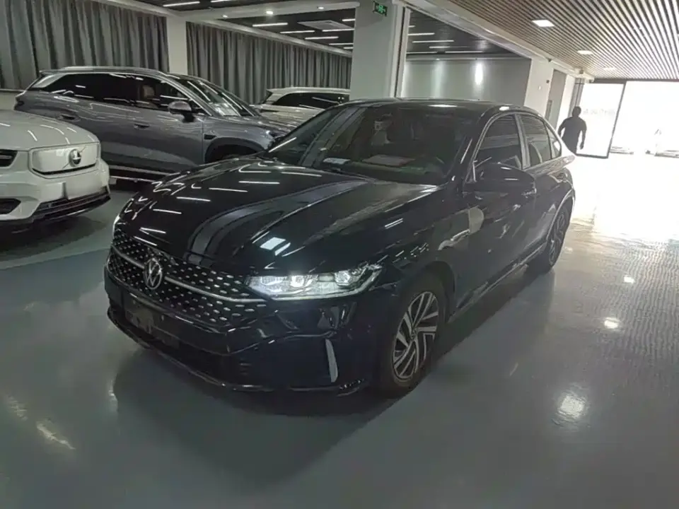 Volkswagen Lavida Model 300TSI DSG Starlight Full Comfort Edition 2024