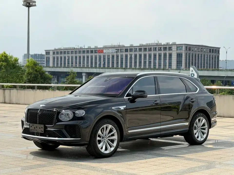 Bentley Bentayga 4.0T V8 Long Wheelbase 2025