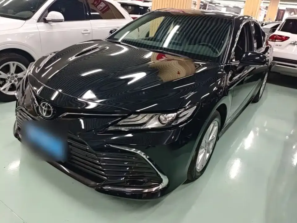 Toyota Camry 2.0G Luxury Edition 2022
