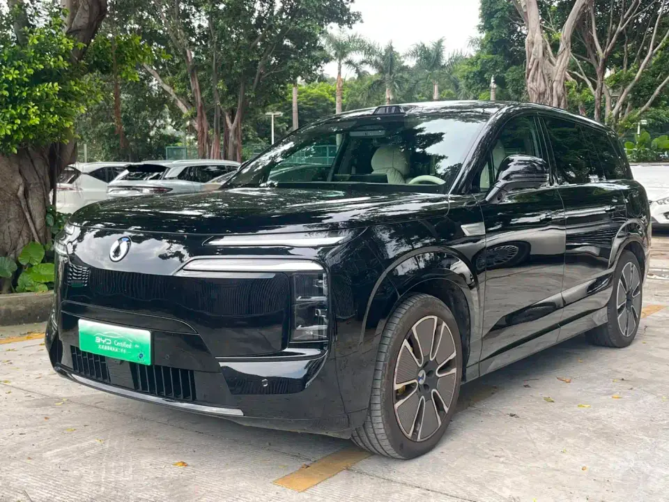 Denza N8L Standard 2025