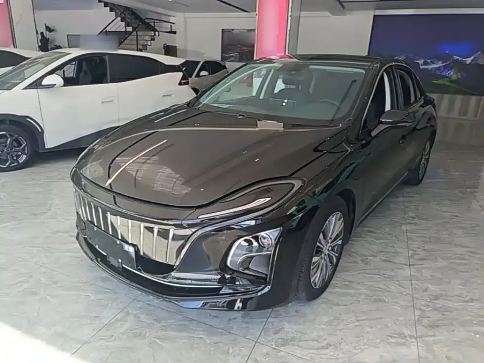 Hongqi E-QM5 560km PLUS 2023