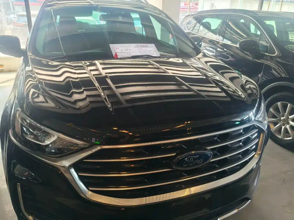 Ford Edge PLUS EcoBoost 245 FWD Platinum Sharp 5-seater 2022