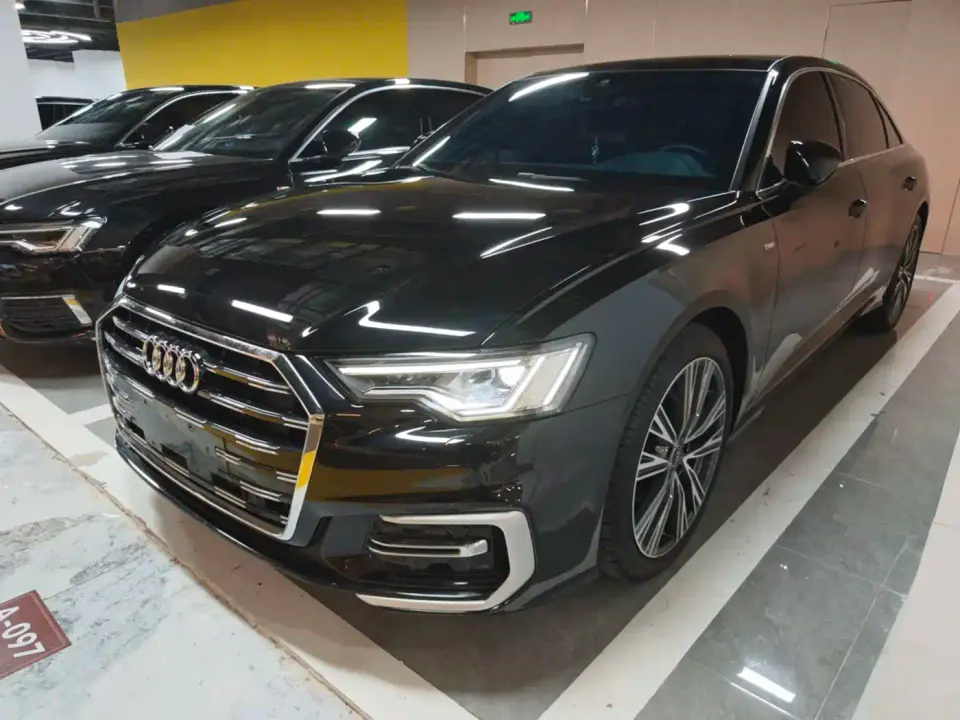 Audi A6L Facelift 40 TFSI Luxury Dynamic 2023