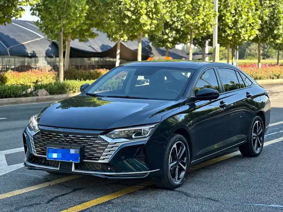 Dongfeng Aeolus Yixuan MAX 1.5T Luxury Edition 2024