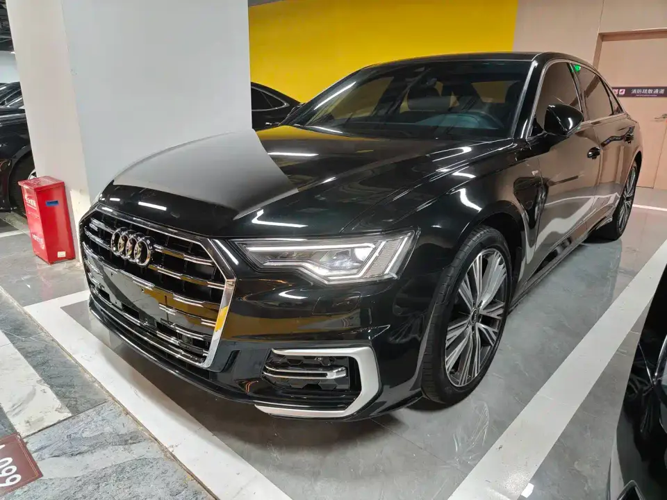 Audi A6L 40 TFSI Luxury Dynamic 2022