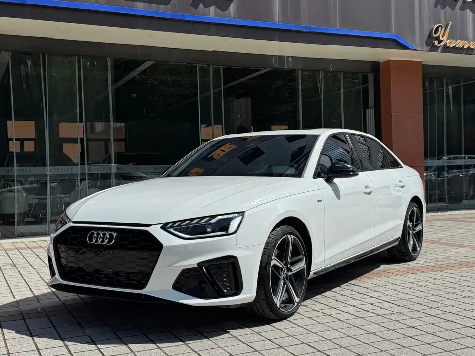 Audi A4L 40 TFSI Luxury Dynamic 2024