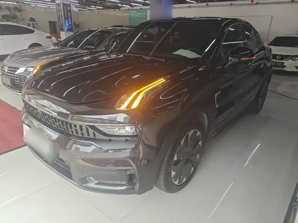 Lynk & Co 05 EM-P 1.5TD PHEV HALO 2022