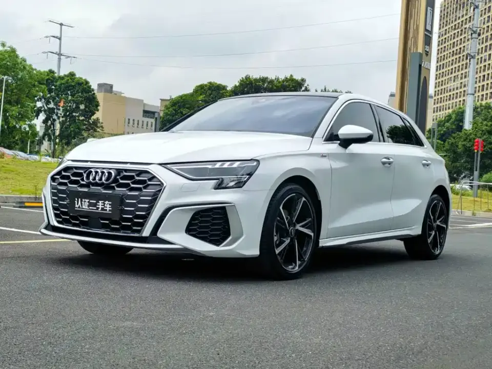 Audi A3 Facelift Sportback 35 TFSI Fashion Sport 2023