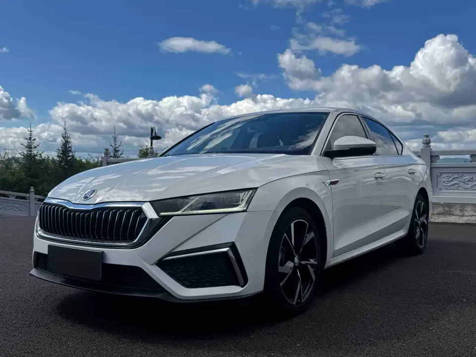 Skoda Octavia PRO TSI280 Premium Edition 2022