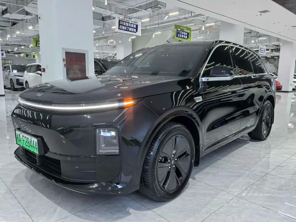 Li Auto L6 Pro 2025