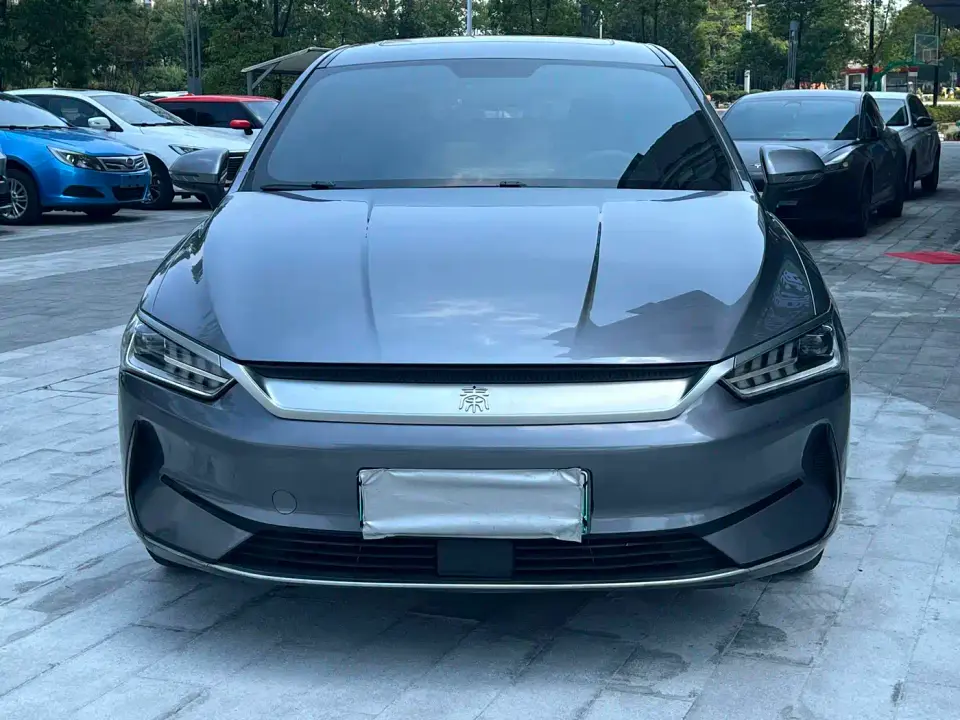 BYD Qin PLUS EV 500KM Luxury Model 2022