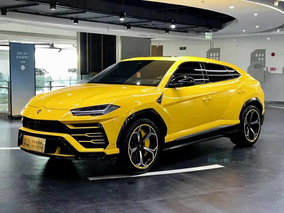 Lamborghini Urus 4.0T V8 2021
