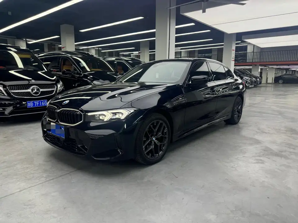 BMW 3 Series 330Li M Sport Night Edition 2025
