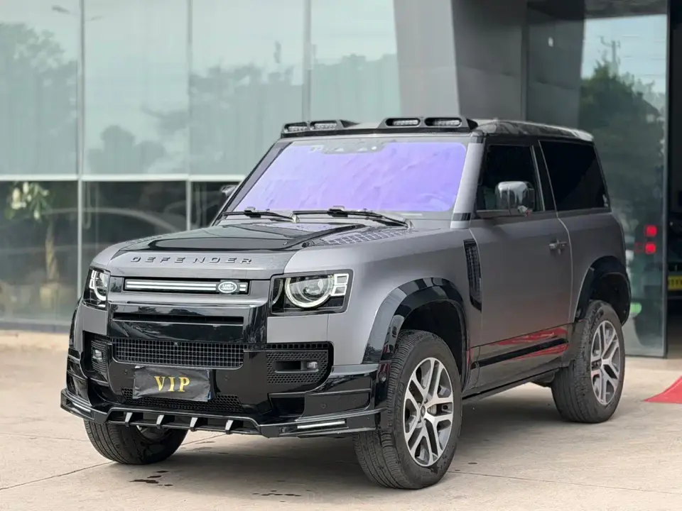 Land Rover Defender Model 90 3.0T P400 XS 2023