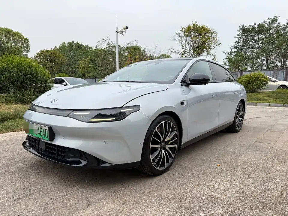 Leapmotor C01 630 AWD Performance Edition 2024