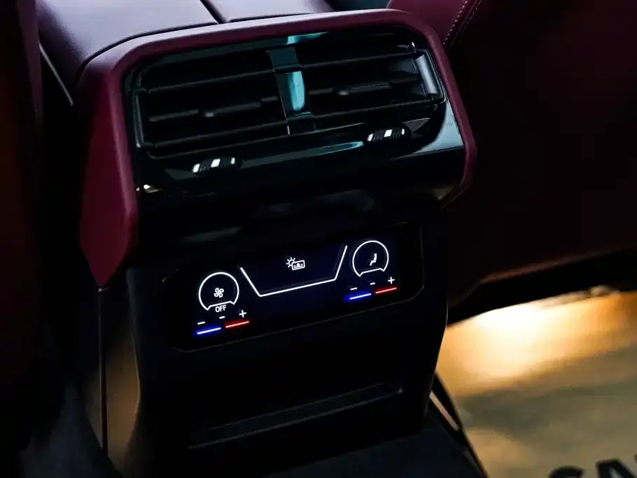 BMW 5 Series 530Li Premium Luxury Package 2025 — фото 21