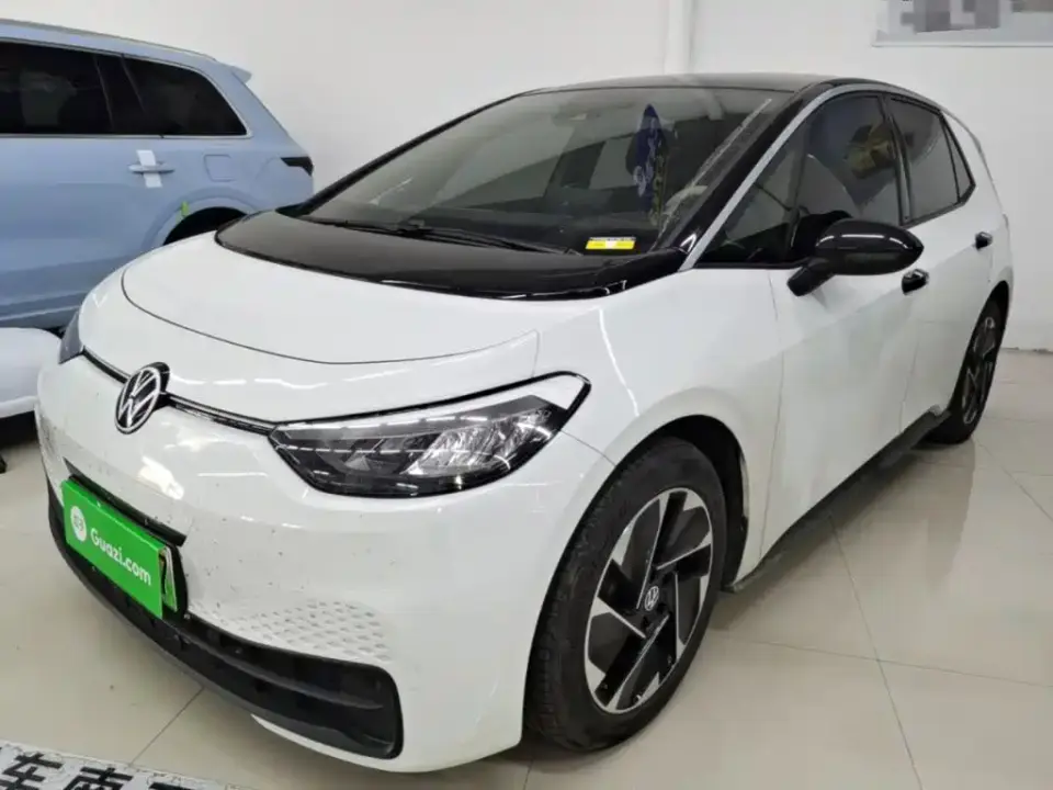 Volkswagen ID.3 Smart Outstanding Edition 2025