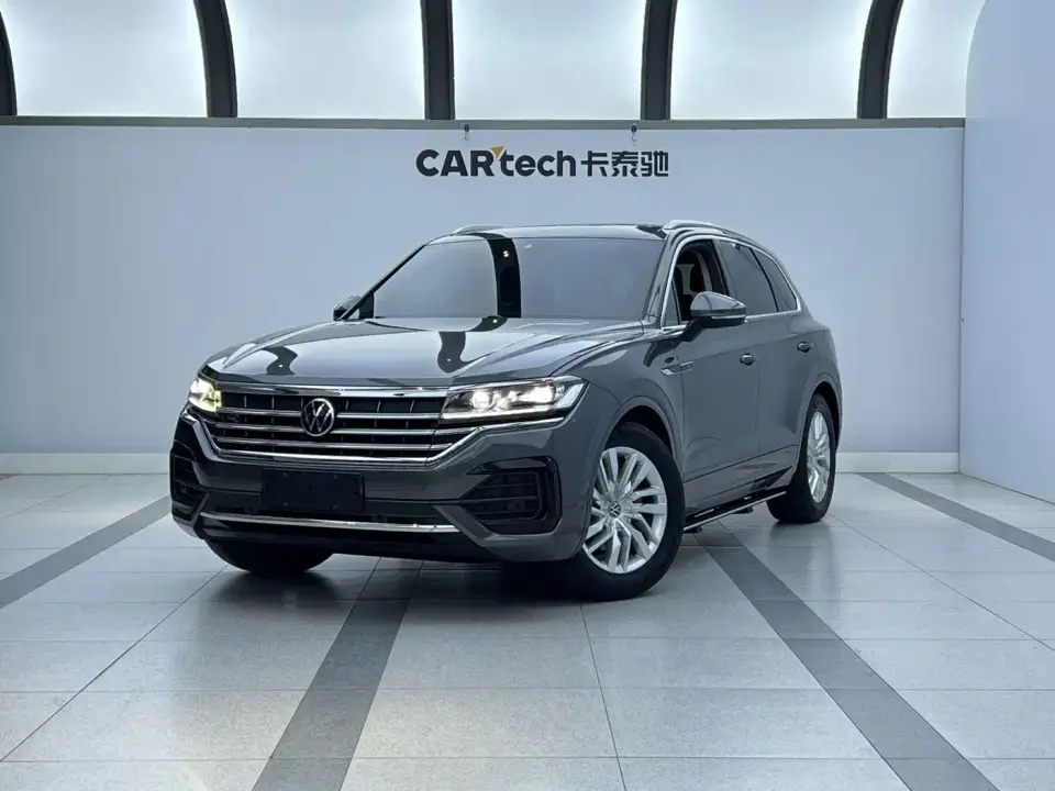 Volkswagen Touareg 2.0TSI R-Line 2022