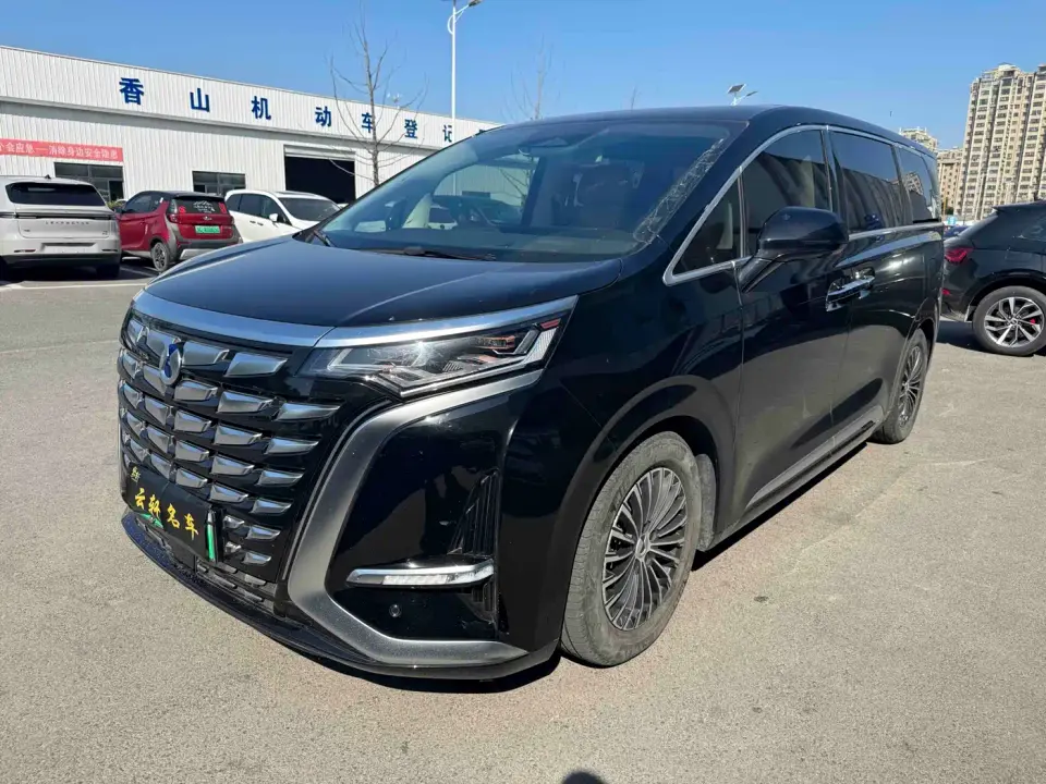 Denza D9 DM-i 980 AWD Prestige 2024