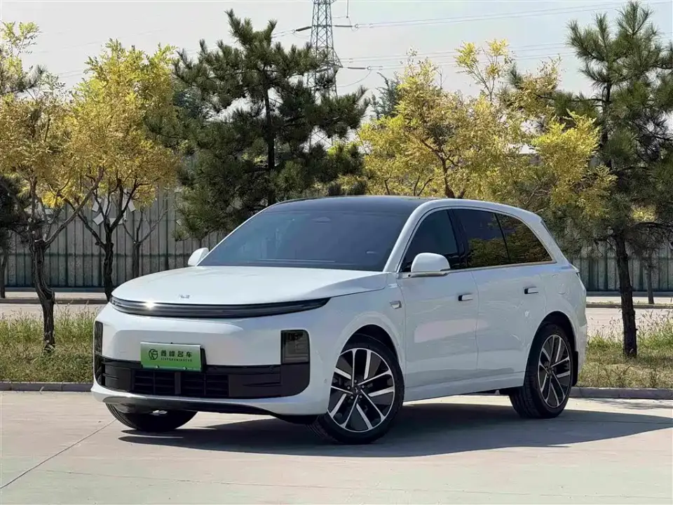 Li Auto L6 Pro 2025