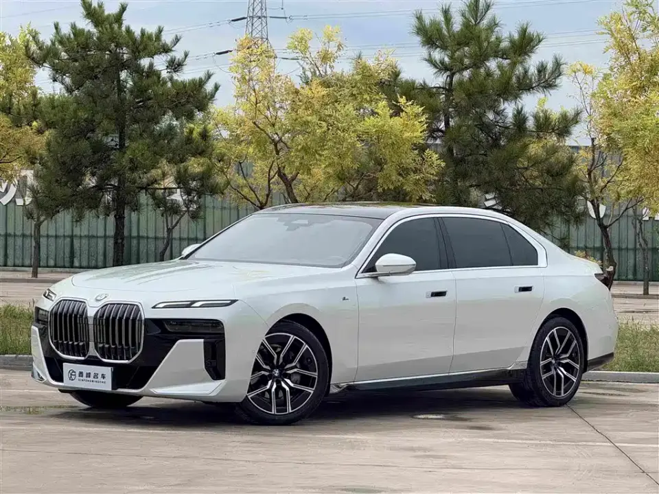 BMW 7 Series Model 735Li M Sport Package 2024